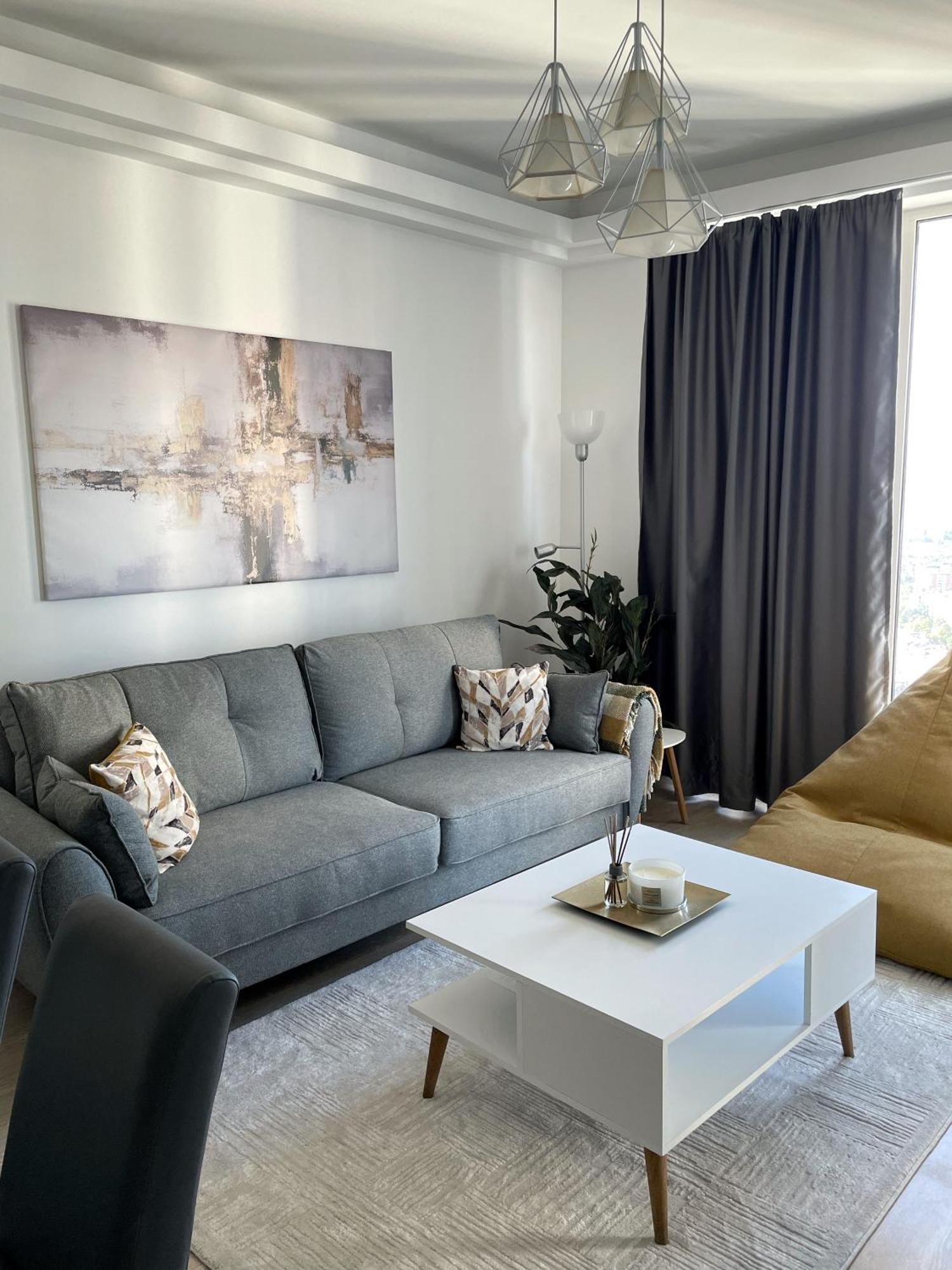 36th Floor - Skyline Corner 320 Apartman